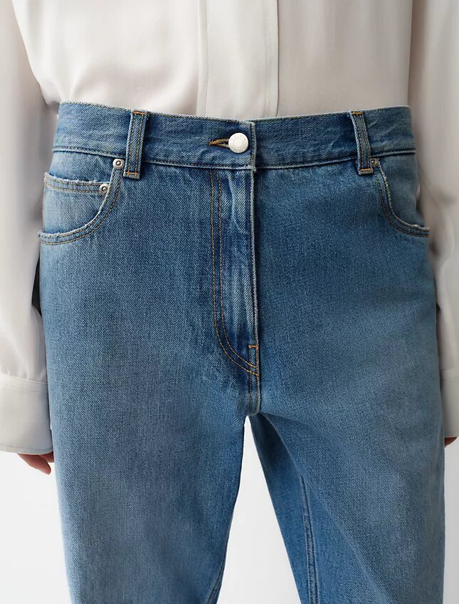 02 Raka jeans med låg midja 02 Raka jeans med låg midja