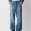 05 Lågmidjade jeans med vida ben 05 Lågmidjade jeans med vida ben