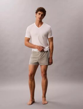 3-pack T-shirts i Cotton Stretch-bomull med V-ringning och slim fit