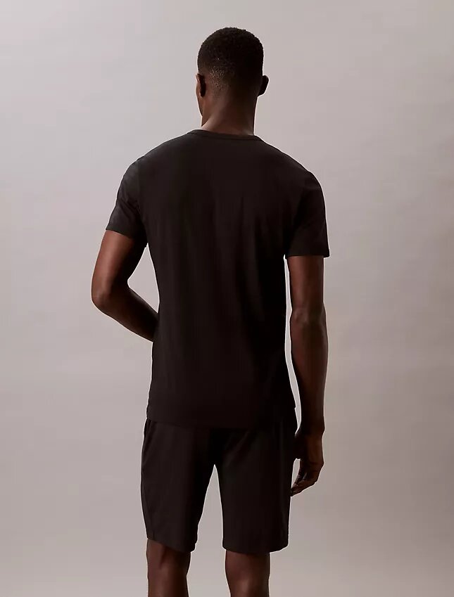 3-pack T-shirts i Cotton Stretch-bomull med V-ringning och slim fit 3-pack T-shirts i Cotton Stretch-bomull med V-ringning och slim fit