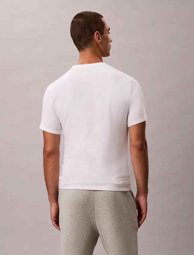 3-pack T-shirts i Cotton Stretch-bomull med V-ringning och slim fit 3-pack T-shirts i Cotton Stretch-bomull med V-ringning och slim fit
