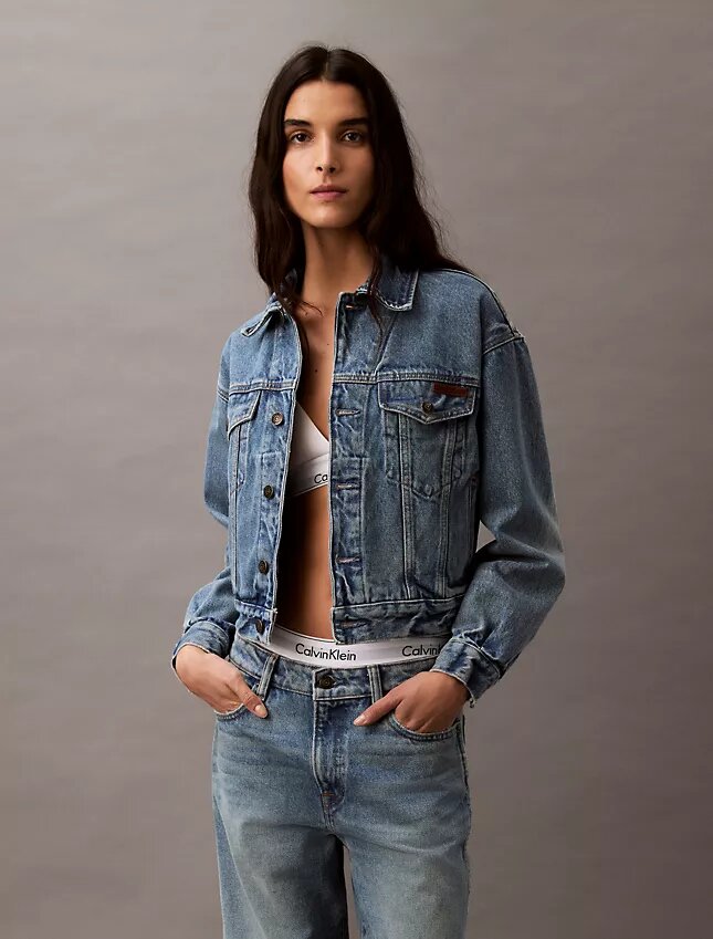 90-talsinspirerad denim-Trucker Jacket 90-talsinspirerad denim-Trucker Jacket