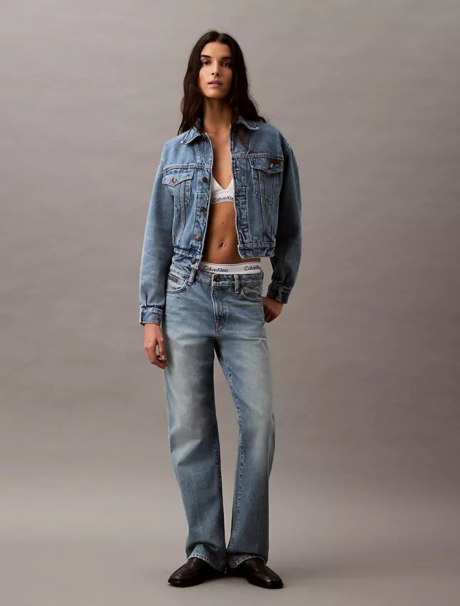 90-talsinspirerad denim-Trucker Jacket 90-talsinspirerad denim-Trucker Jacket
