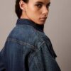 90-talsinspirerad denim-Trucker Jacket 90-talsinspirerad denim-Trucker Jacket