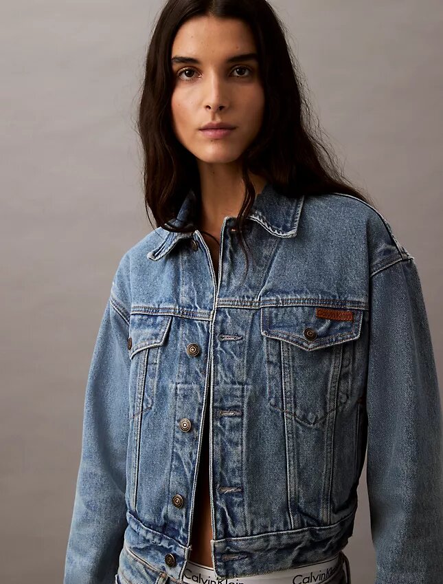 90-talsinspirerad denim-Trucker Jacket 90-talsinspirerad denim-Trucker Jacket