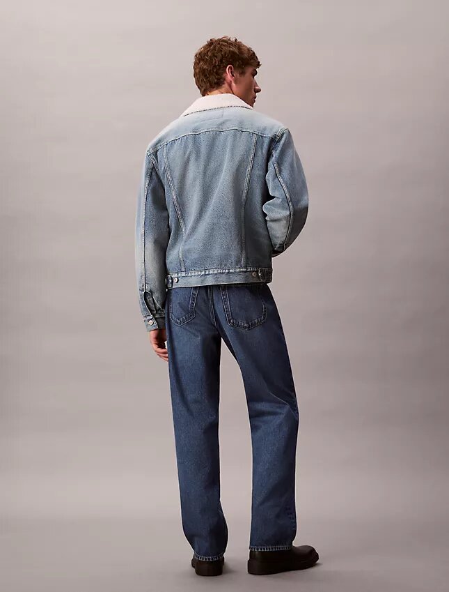 90-talsinspirerad Sherpa-Trucker Jacket 90-talsinspirerad Sherpa-Trucker Jacket