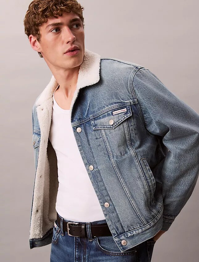 90-talsinspirerad Sherpa-Trucker Jacket 90-talsinspirerad Sherpa-Trucker Jacket