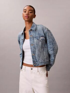 90-talsinspirerad Trucker Jacket 90-talsinspirerad Trucker Jacket