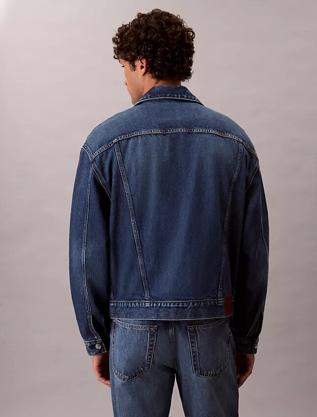 90-talsinspirerad Trucker Jacket 90-talsinspirerad Trucker Jacket