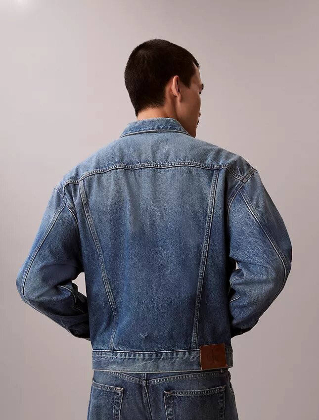 90-talsinspirerad Trucker Jacket 90-talsinspirerad Trucker Jacket