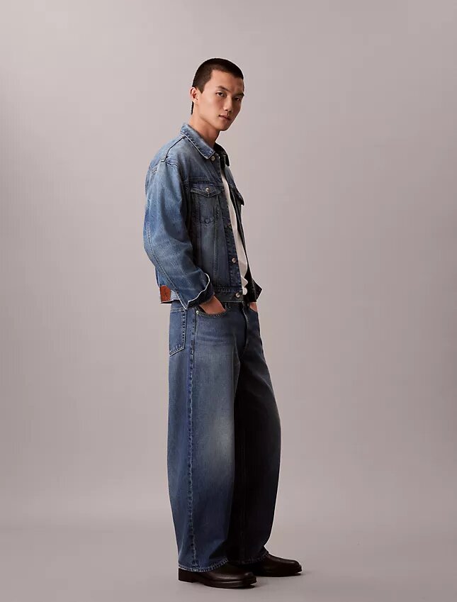 90-talsinspirerad Trucker Jacket 90-talsinspirerad Trucker Jacket