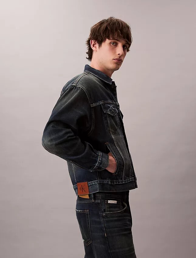 90-talsinspirerad Trucker Jacket 90-talsinspirerad Trucker Jacket