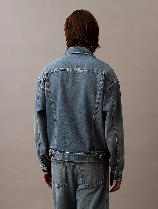 90-talsinspirerad Trucker Jacket 90-talsinspirerad Trucker Jacket