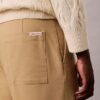 90s Straight-inspirerade raka chinos byxor med pressveck 90s Straight-inspirerade raka chinos byxor med pressveck