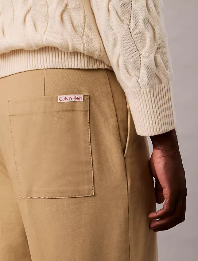 90s Straight-inspirerade raka chinos byxor med pressveck 90s Straight-inspirerade raka chinos byxor med pressveck