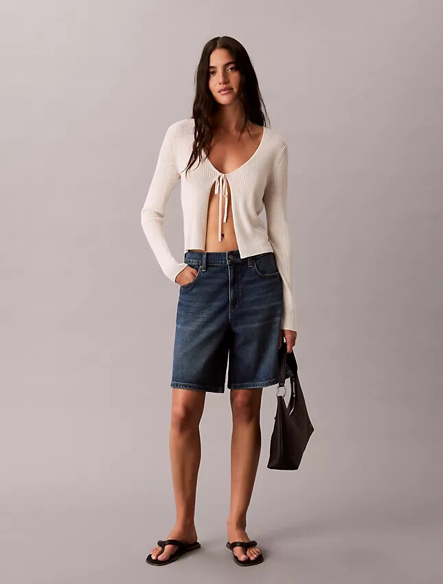 A-linjeformade Denim-shorts med uppvikt fåll A-linjeformade Denim-shorts med uppvikt fåll