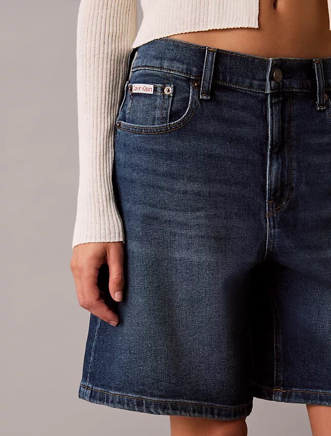 A-linjeformade Denim-shorts med uppvikt fåll A-linjeformade Denim-shorts med uppvikt fåll