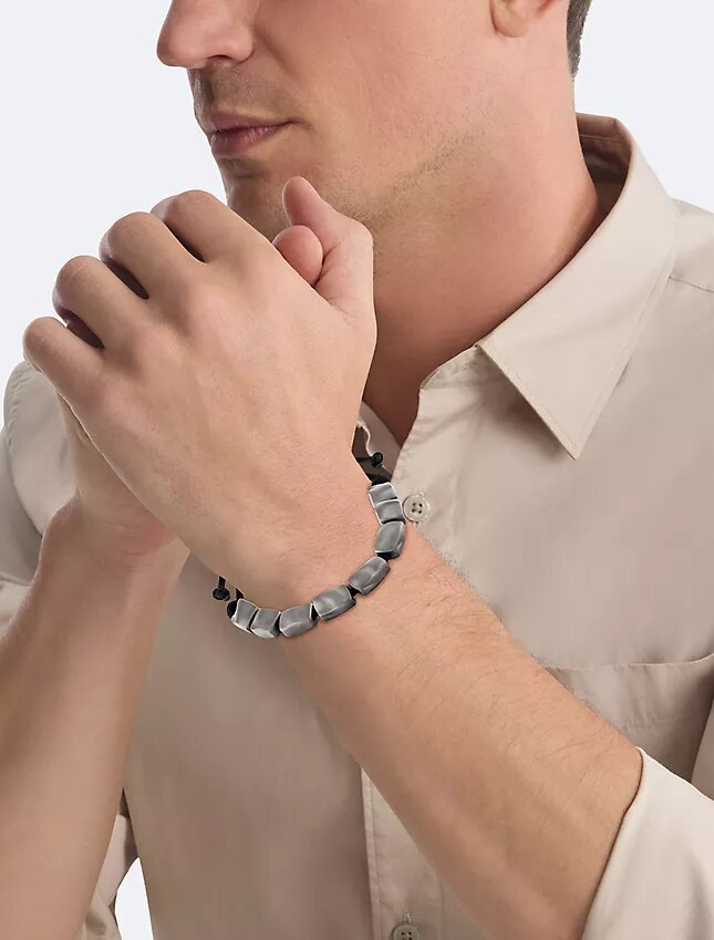 Armband med pärlor i organisk rektangulär form Armband med pärlor i organisk rektangulär form