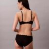 Attraction Lätt fodrad BH med perfekt täckning Attraction Lätt fodrad BH med perfekt täckning