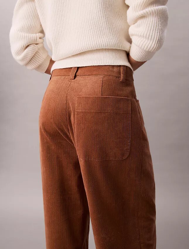 Avslappnade byxor i corduroy Avslappnade byxor i corduroy