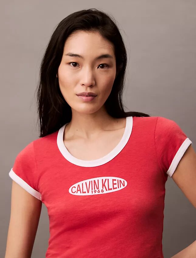 Baby-T-shirt i bomull och kashmir Baby-T-shirt i bomull och kashmir