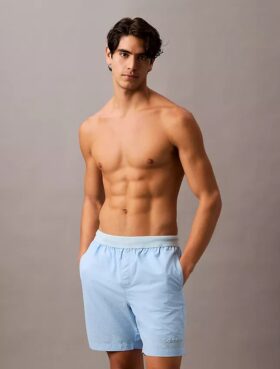 Badshorts med logotyp i midjan