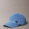 Baseballkeps i tvättad Denim med broderad logotyp Baseballkeps i tvättad Denim med broderad logotyp
