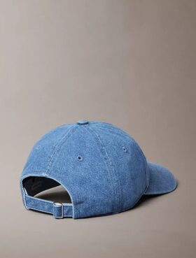 Baseballkeps i tvättad Denim med broderad logotyp