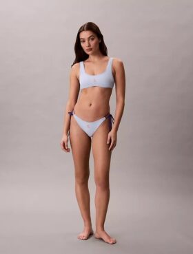 Bikini-underdel med grafiskt Monogram och knytband på sidan Bikini-underdel med grafiskt Monogram och knytband på sidan