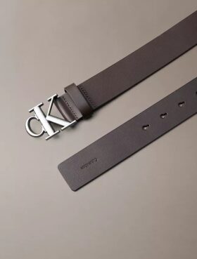 Bälte med monogramlogotyp