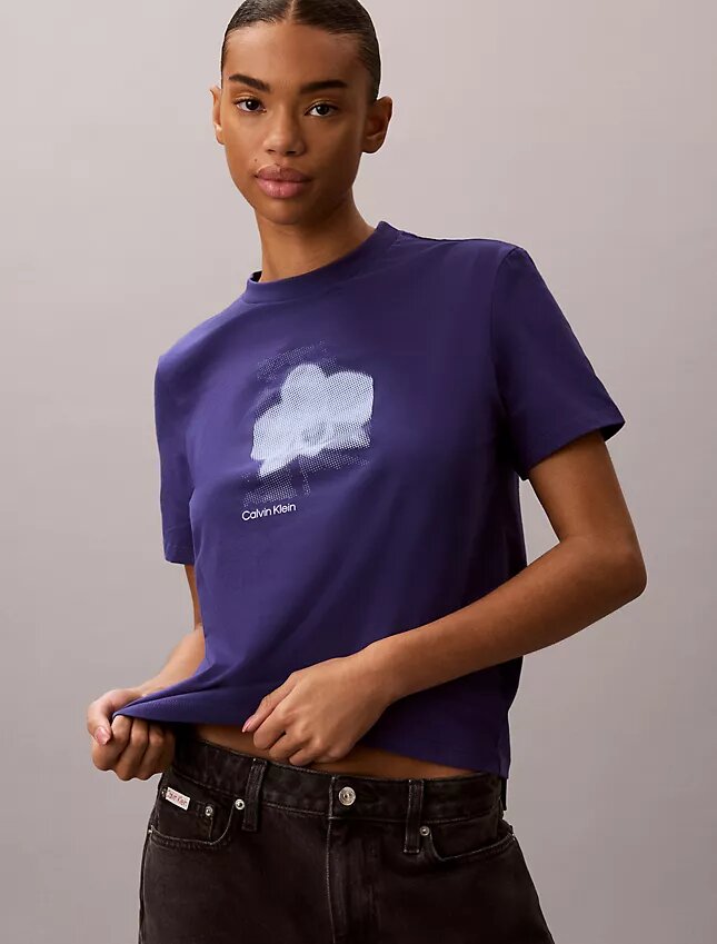 Blur Floral Graphic Classic T-shirt Blur Floral Graphic Classic T-shirt