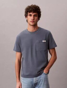 Bomullsjersey-T-shirt med ficka