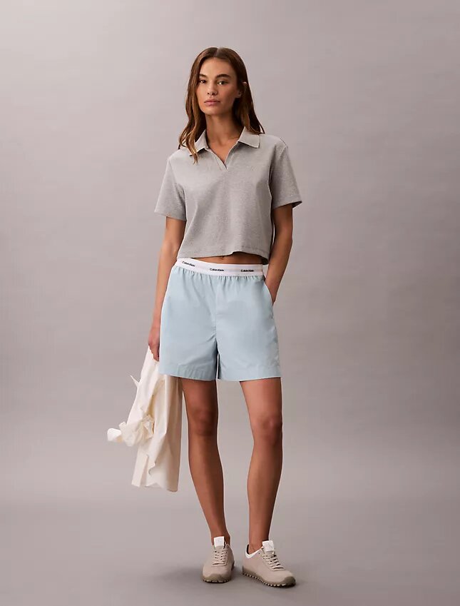 Bomullsshorts med logotyp i midjan Bomullsshorts med logotyp i midjan