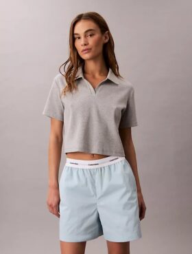 Bomullsshorts med logotyp i midjan