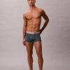 Borstrad stretchbyxa i mikrofiber med Low Rise Trunk Borstrad stretchbyxa i mikrofiber med Low Rise Trunk