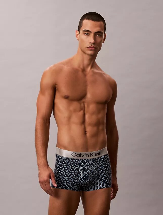 Borstrad stretchbyxa i mikrofiber med Low Rise Trunk Borstrad stretchbyxa i mikrofiber med Low Rise Trunk