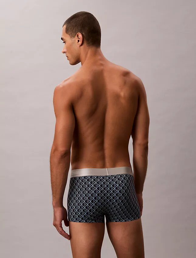 Borstrad stretchbyxa i mikrofiber med Low Rise Trunk Borstrad stretchbyxa i mikrofiber med Low Rise Trunk