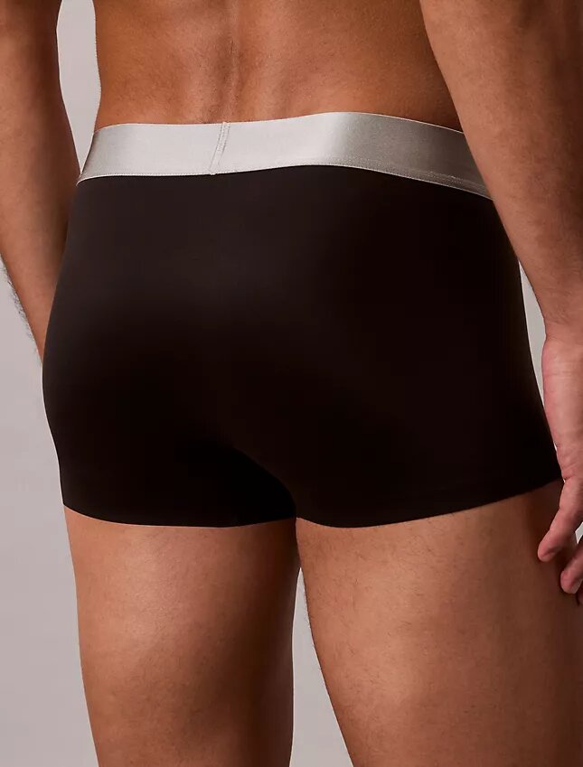 Borstrad stretchbyxa i mikrofiber med Low Rise Trunk Borstrad stretchbyxa i mikrofiber med Low Rise Trunk