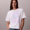 Boxig T-shirt med blekt logotyptryck Boxig T-shirt med blekt logotyptryck