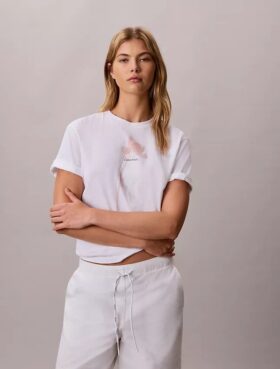 Boxig T-shirt med blommig logotyp