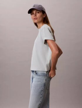 Boxig T-shirt med blommig logotyp