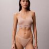Bralette i sömlös mikrofiber med lätt foder Bralette i sömlös mikrofiber med lätt foder