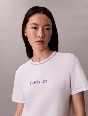 Broderad logotyp, grafisk slim fit-T-shirt