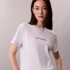Broderad logotyp, grafisk slim fit-T-shirt Broderad logotyp, grafisk slim fit-T-shirt