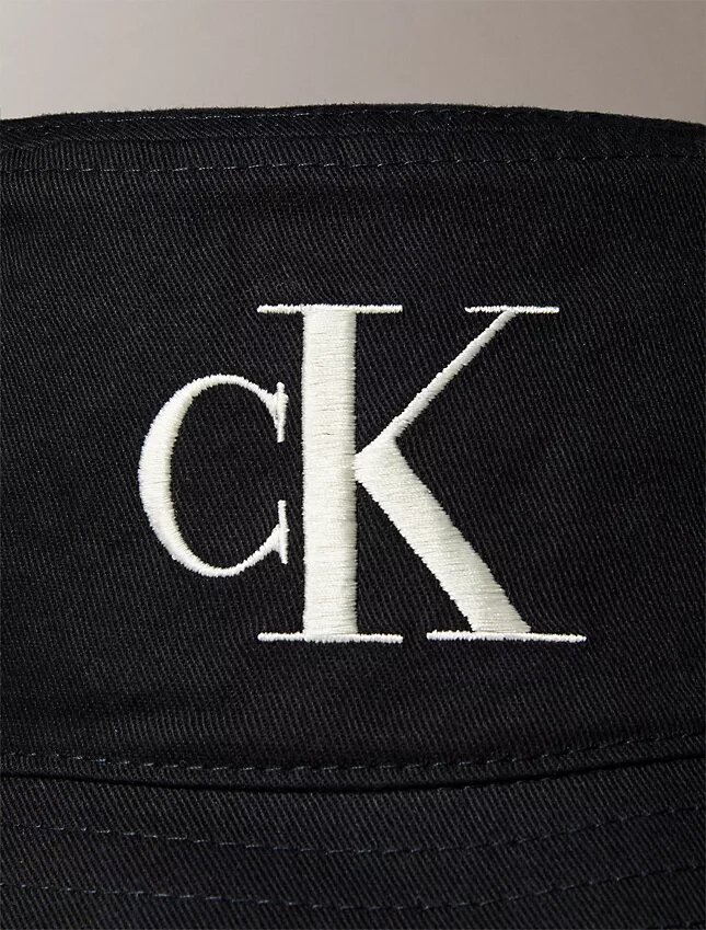 Broderad monogram-buckethat i twill Broderad monogram-buckethat i twill