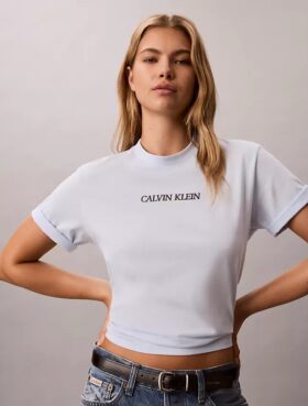 Calvin Klein-logotyp, boxig T-shirt