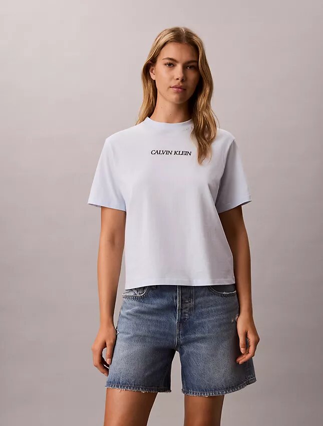 Calvin Klein-logotyp, boxig T-shirt Calvin Klein-logotyp, boxig T-shirt