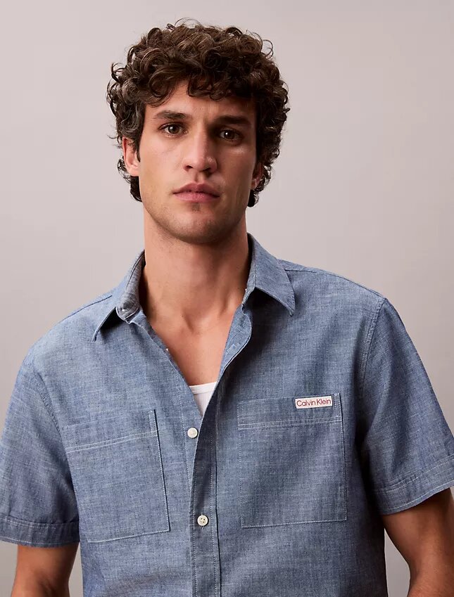Chambray klassisk skjorta med knappar Chambray klassisk skjorta med knappar