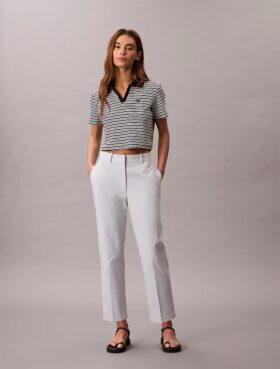 Chinobyxor i Cotton Stretch med rak passform