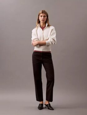 Chinobyxor i Cotton Stretch med rak passform